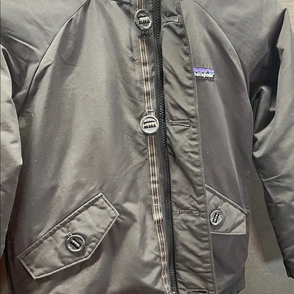 Patagonia Kids Charcoal Hooded insulated Raincoat